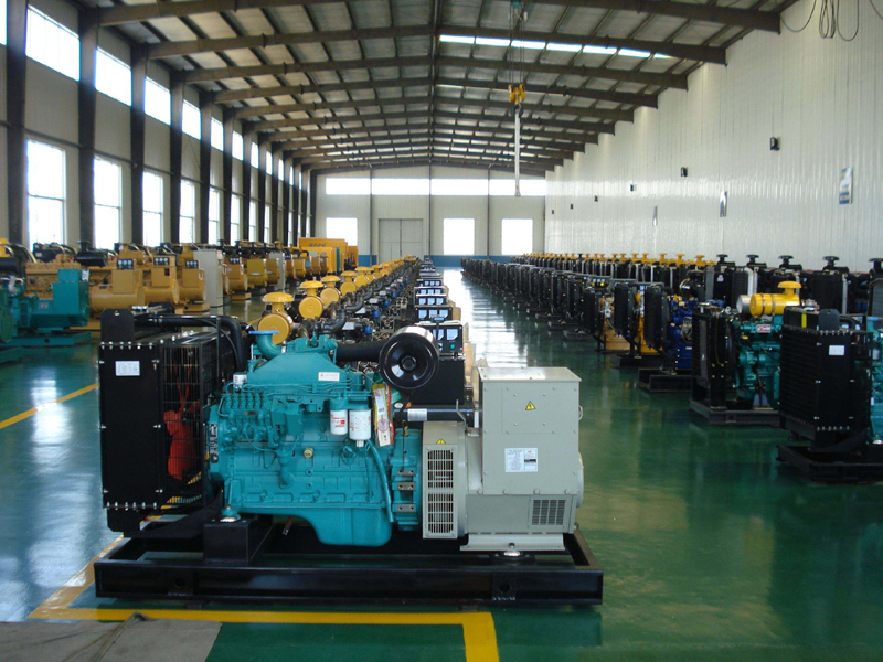 碧江租赁发电机-柴油发电机组冒蓝烟、冒黑烟、冒白烟故障分析