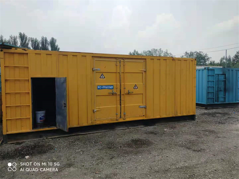 碧江200KW柴油发电机组需要配备什么型号的电缆线？