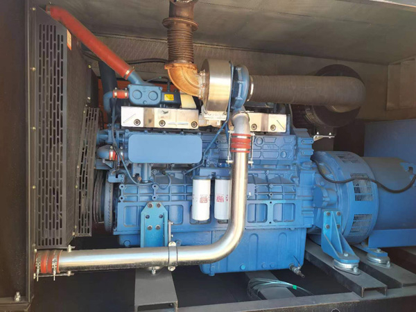 碧江柴油发电机组一般有几种电压输出？