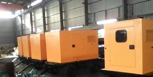 碧江柴油发电机组冬季启动后需要进行哪些检查和操作？